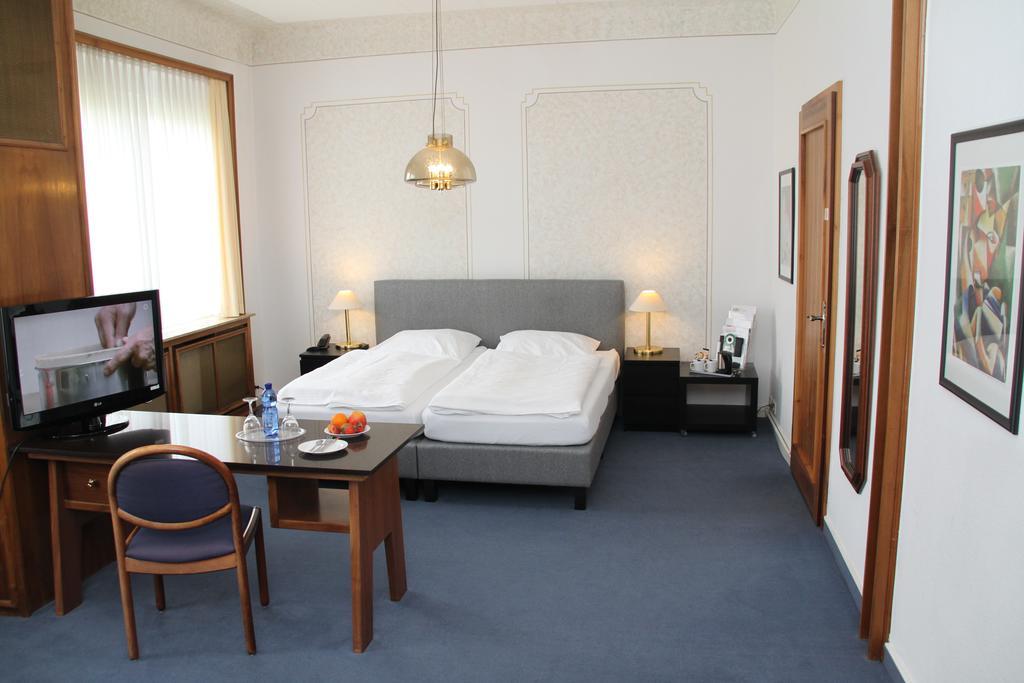 Hotel Wirth Meinerzhagen Kamer foto