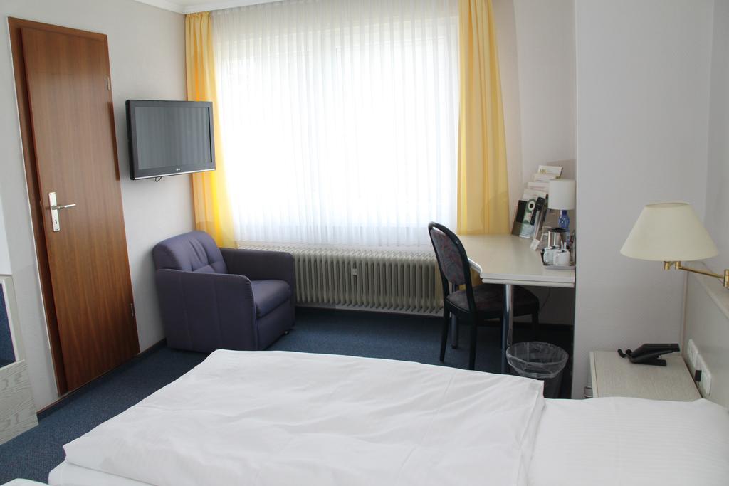 Hotel Wirth Meinerzhagen Kamer foto