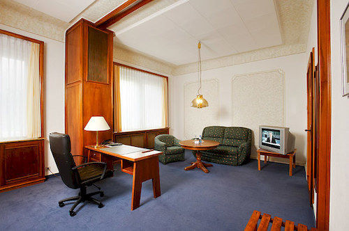 Hotel Wirth Meinerzhagen Buitenkant foto