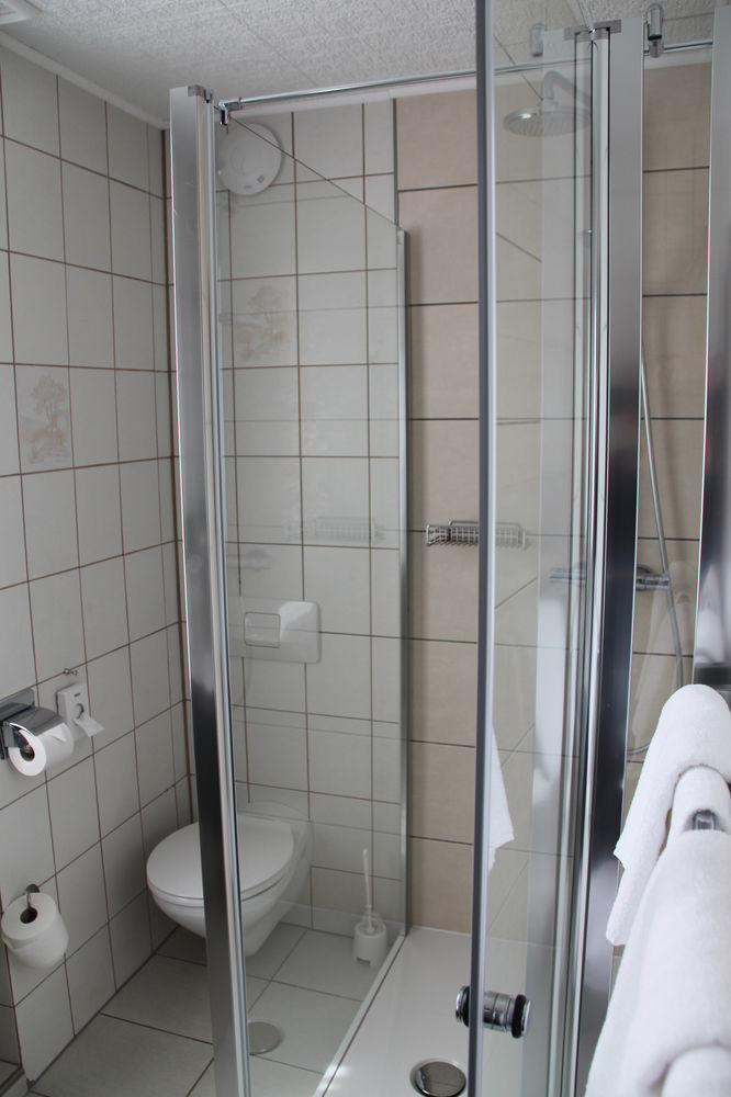 Hotel Wirth Meinerzhagen Buitenkant foto