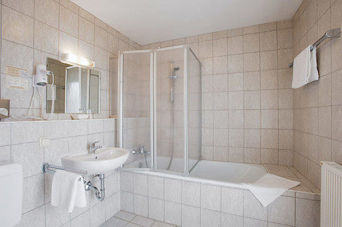 Hotel Wirth Meinerzhagen Buitenkant foto